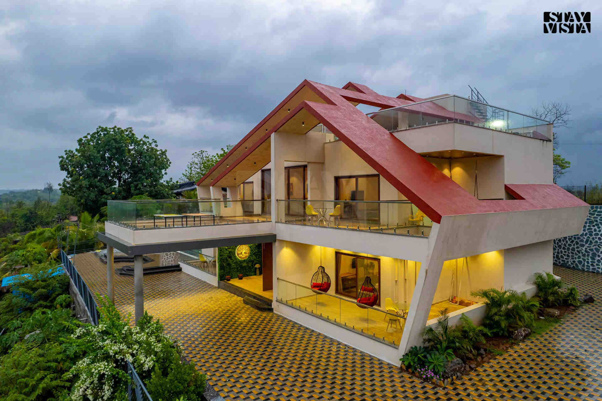 Amorist, karjat farm house 